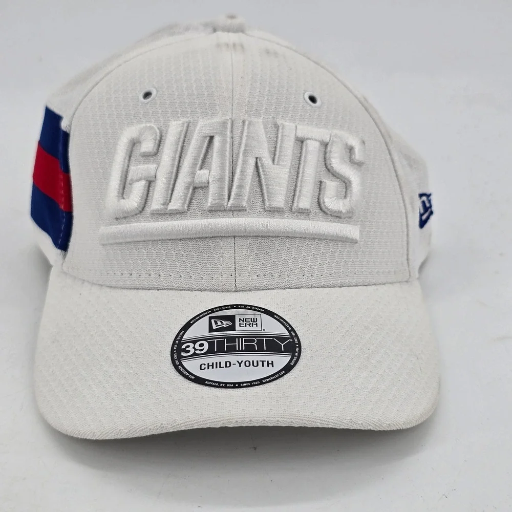 New Era NFL Giants Child-Youth 39THIRTY Hat White Sideline On-Field Stretch Fit